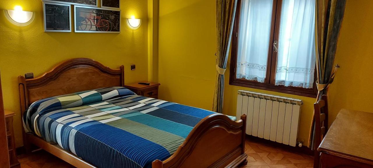 Hotel Rural Bereau 레사카 외부 사진