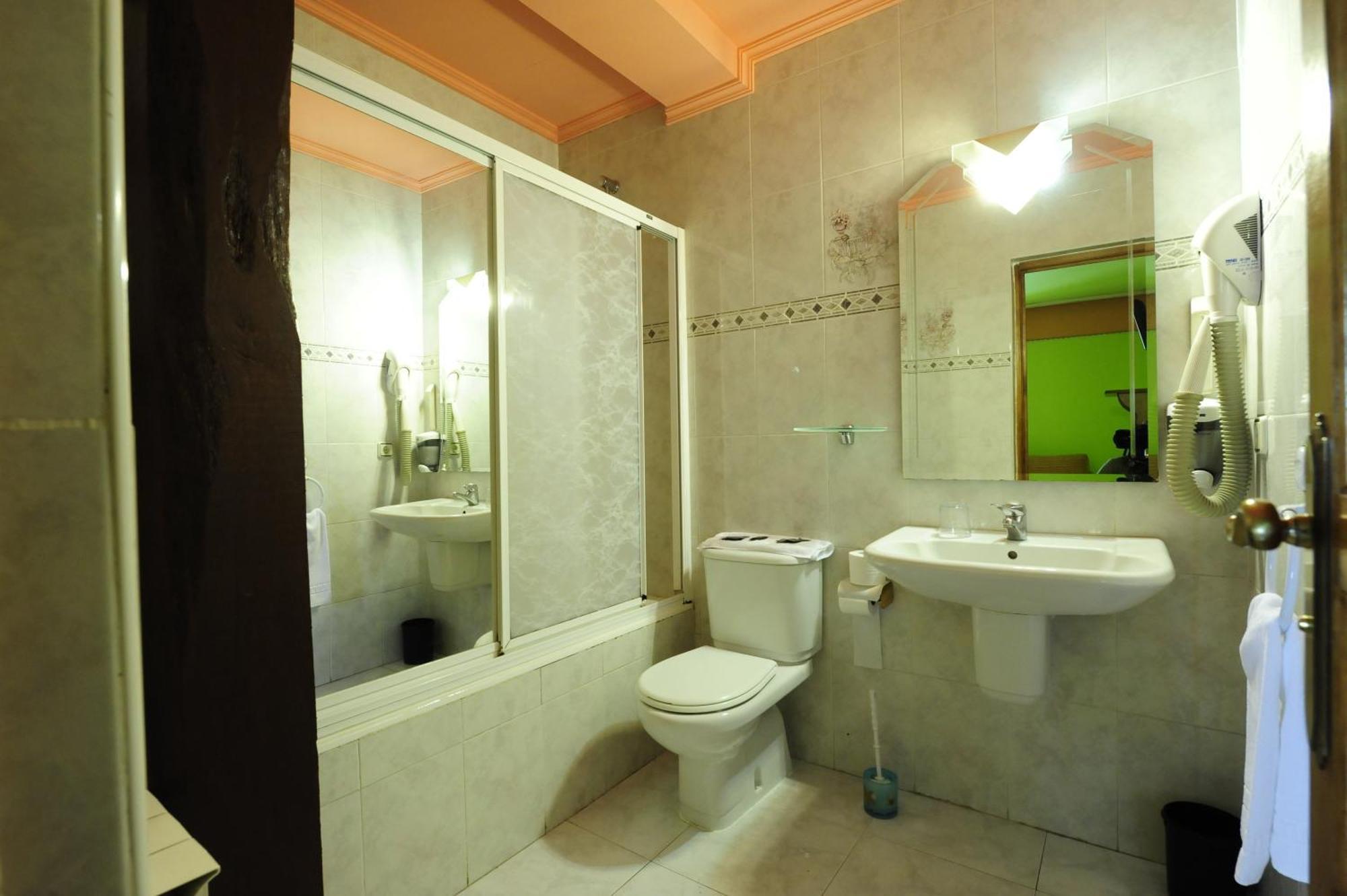 Hotel Rural Bereau 레사카 외부 사진